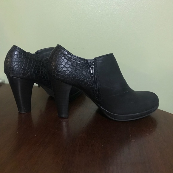 black booties - Picture 4 of 5